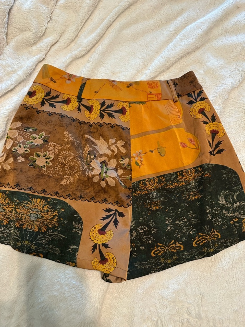 High Waist Printed Women’s Shorts - Multicolor - Picture 5 of 6